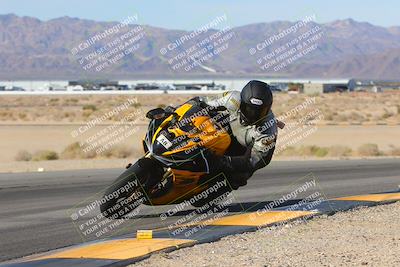 media/Dec-10-2023-SoCal Trackdays (Sun) [[0ce70f5433]]/Turn 9 Inside Set 1 (1115am)/